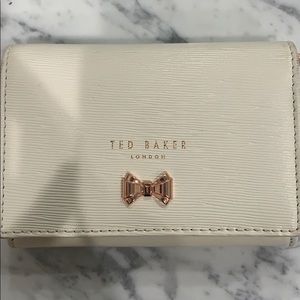 Ted Baker white and rose gold wallet card holder